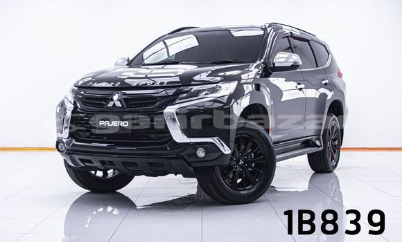 Buy Used Mitsubishi Pajero Black Car in Bangkok in Bangkok Buy Used Mitsubishi Pajero Black Car in Bangkok in Bangkok