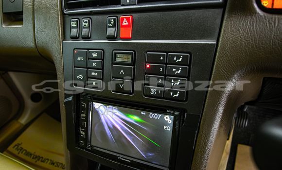 Buy Used Mercedes-Benz C-klasse Red Car in Bangkok in Bangkok Buy Used Mercedes-Benz C-klasse Red Car in Bangkok in Bangkok