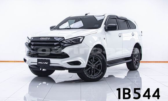 ซื้อ รถมือสอง Isuzu MU-X ขาว รถยนต์ ใน %{เมือง} ใน กรุงเทพมหานคร