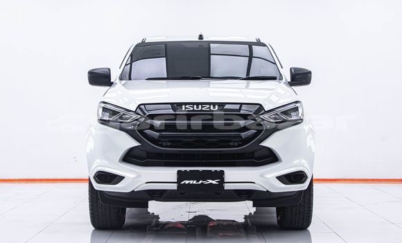 Buy Used Isuzu MU-X White Car in Bangkok in Bangkok Buy Used Isuzu MU-X White Car in Bangkok in Bangkok