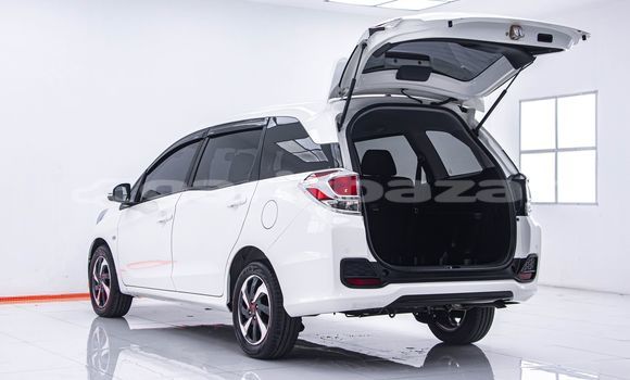 ซื้อ รถมือสอง Honda Mobilio ขาว รถยนต์ ใน %{เมือง} ใน กรุงเทพมหานคร ซื้อ รถมือสอง Honda Mobilio ขาว รถยนต์ ใน %{เมือง} ใน กรุงเทพมหานคร