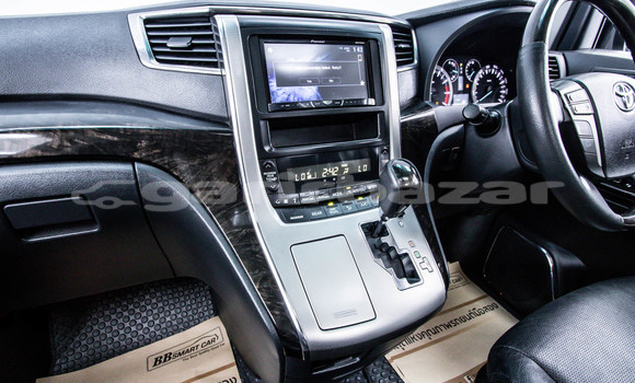 Buy Used Toyota Alphard White Car in Bangkok in Bangkok Buy Used Toyota Alphard White Car in Bangkok in Bangkok