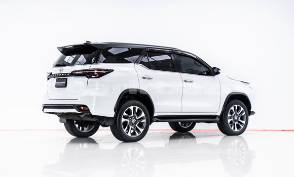 Buy Used Toyota Fortuner White Car in Bangkok in Bangkok Buy Used Toyota Fortuner White Car in Bangkok in Bangkok