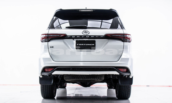 Buy Used Toyota Fortuner White Car in Bangkok in Bangkok Buy Used Toyota Fortuner White Car in Bangkok in Bangkok