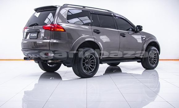 ซื้อ รถมือสอง Mitsubishi Pajero สีน้ำตาล รถยนต์ ใน %{เมือง} ใน กรุงเทพมหานคร ซื้อ รถมือสอง Mitsubishi Pajero สีน้ำตาล รถยนต์ ใน %{เมือง} ใน กรุงเทพมหานคร