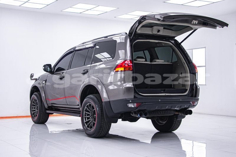 Big with watermark mitsubishi pajero bangkok bangkok 71287