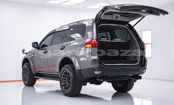 ซื้อ รถมือสอง Mitsubishi Pajero สีน้ำตาล รถยนต์ ใน %{เมือง} ใน กรุงเทพมหานคร ซื้อ รถมือสอง Mitsubishi Pajero สีน้ำตาล รถยนต์ ใน %{เมือง} ใน กรุงเทพมหานคร