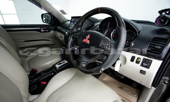 ซื้อ รถมือสอง Mitsubishi Pajero สีน้ำตาล รถยนต์ ใน %{เมือง} ใน กรุงเทพมหานคร ซื้อ รถมือสอง Mitsubishi Pajero สีน้ำตาล รถยนต์ ใน %{เมือง} ใน กรุงเทพมหานคร