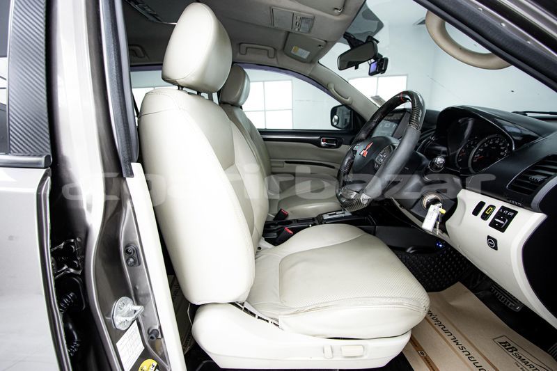 Big with watermark mitsubishi pajero bangkok bangkok 71287