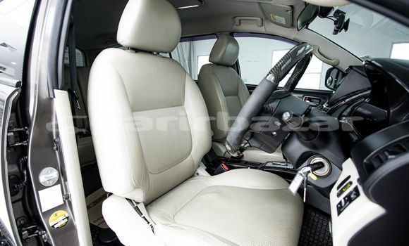 ซื้อ รถมือสอง Mitsubishi Pajero สีน้ำตาล รถยนต์ ใน %{เมือง} ใน กรุงเทพมหานคร ซื้อ รถมือสอง Mitsubishi Pajero สีน้ำตาล รถยนต์ ใน %{เมือง} ใน กรุงเทพมหานคร