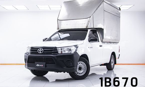 Buy Used Toyota Hiluxe Revo White Car in Bangkok in Bangkok Buy Used Toyota Hiluxe Revo White Car in Bangkok in Bangkok