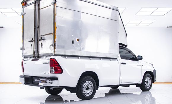 Buy Used Toyota Hiluxe Revo White Car in Bangkok in Bangkok Buy Used Toyota Hiluxe Revo White Car in Bangkok in Bangkok