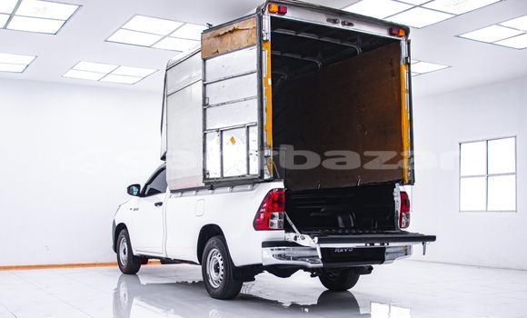 Buy Used Toyota Hiluxe Revo White Car in Bangkok in Bangkok Buy Used Toyota Hiluxe Revo White Car in Bangkok in Bangkok