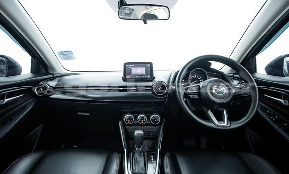 ซื้อ รถมือสอง Mazda 2 สีดำ รถยนต์ ใน %{เมือง} ใน กรุงเทพมหานคร ซื้อ รถมือสอง Mazda 2 สีดำ รถยนต์ ใน %{เมือง} ใน กรุงเทพมหานคร