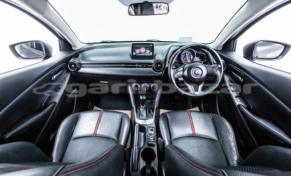 ซื้อ รถมือสอง Mazda 2 สีน้ำตาล รถยนต์ ใน %{เมือง} ใน กรุงเทพมหานคร ซื้อ รถมือสอง Mazda 2 สีน้ำตาล รถยนต์ ใน %{เมือง} ใน กรุงเทพมหานคร