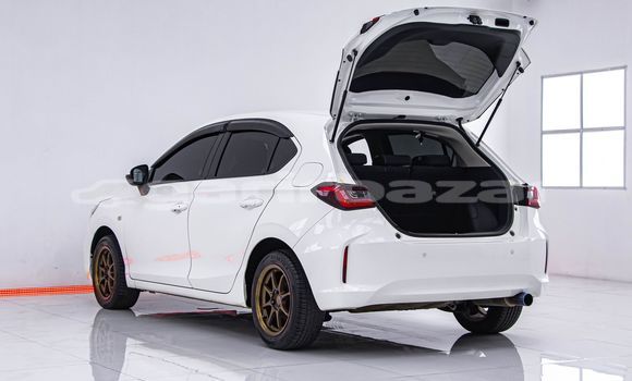 Buy Used Honda City White Car in Bangkok in Bangkok Buy Used Honda City White Car in Bangkok in Bangkok