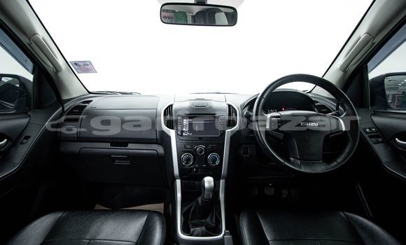 ซื้อ รถมือสอง Isuzu D-Max สีดำ รถยนต์ ใน %{เมือง} ใน กรุงเทพมหานคร ซื้อ รถมือสอง Isuzu D-Max สีดำ รถยนต์ ใน %{เมือง} ใน กรุงเทพมหานคร