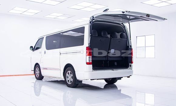 ซื้อ รถมือสอง Toyota Ventury ขาว รถยนต์ ใน %{เมือง} ใน กรุงเทพมหานคร ซื้อ รถมือสอง Toyota Ventury ขาว รถยนต์ ใน %{เมือง} ใน กรุงเทพมหานคร