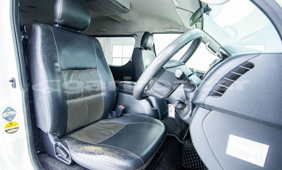 ซื้อ รถมือสอง Toyota Ventury ขาว รถยนต์ ใน %{เมือง} ใน กรุงเทพมหานคร ซื้อ รถมือสอง Toyota Ventury ขาว รถยนต์ ใน %{เมือง} ใน กรุงเทพมหานคร