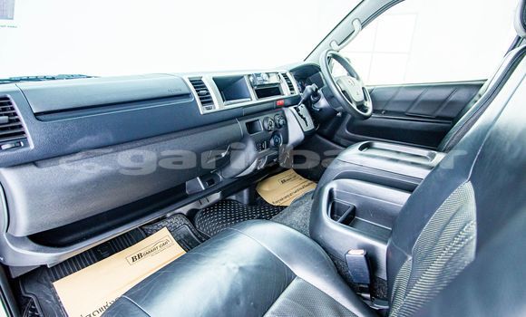 ซื้อ รถมือสอง Toyota Ventury ขาว รถยนต์ ใน %{เมือง} ใน กรุงเทพมหานคร ซื้อ รถมือสอง Toyota Ventury ขาว รถยนต์ ใน %{เมือง} ใน กรุงเทพมหานคร