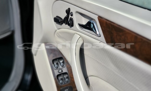 ซื้อ รถมือสอง Mercedes-Benz C-Classe สีดำ รถยนต์ ใน %{เมือง} ใน กรุงเทพมหานคร ซื้อ รถมือสอง Mercedes-Benz C-Classe สีดำ รถยนต์ ใน %{เมือง} ใน กรุงเทพมหานคร