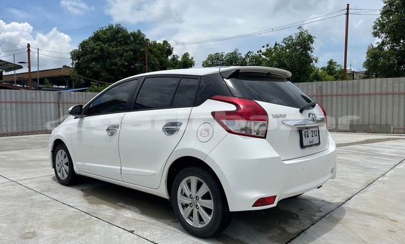 ซื้อ รถมือสอง Toyota Yaris ขาว รถยนต์ ใน %{เมือง} ใน กรุงเทพมหานคร ซื้อ รถมือสอง Toyota Yaris ขาว รถยนต์ ใน %{เมือง} ใน กรุงเทพมหานคร