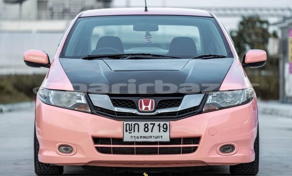ซื้อ รถมือสอง Honda City อื่น ๆ รถยนต์ ใน %{เมือง} ใน กรุงเทพมหานคร