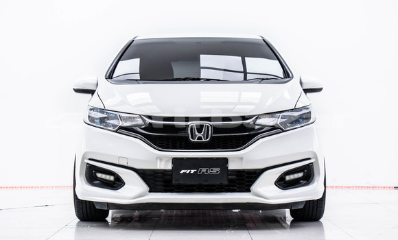 Buy Used Honda Jazz White Car in Bangkok in Bangkok Buy Used Honda Jazz White Car in Bangkok in Bangkok