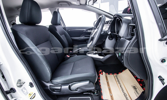 Buy Used Honda Jazz White Car in Bangkok in Bangkok Buy Used Honda Jazz White Car in Bangkok in Bangkok