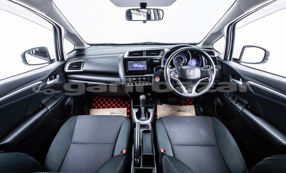 Buy Used Honda Jazz White Car in Bangkok in Bangkok Buy Used Honda Jazz White Car in Bangkok in Bangkok