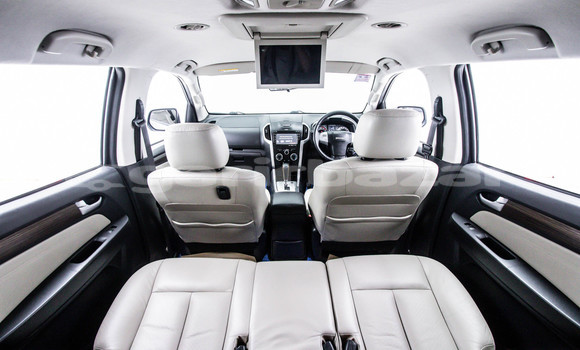 ซื้อ รถมือสอง Isuzu MU-X อื่น ๆ รถยนต์ ใน %{เมือง} ใน กรุงเทพมหานคร ซื้อ รถมือสอง Isuzu MU-X อื่น ๆ รถยนต์ ใน %{เมือง} ใน กรุงเทพมหานคร