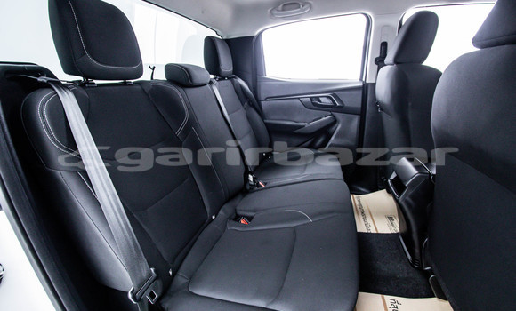 Buy Used Isuzu D-Max White Car in Bangkok in Bangkok Buy Used Isuzu D-Max White Car in Bangkok in Bangkok