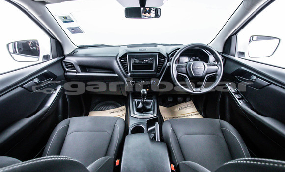 Buy Used Isuzu D-Max White Car in Bangkok in Bangkok Buy Used Isuzu D-Max White Car in Bangkok in Bangkok