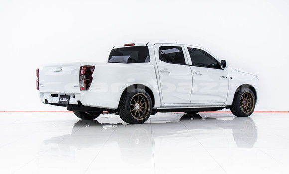 Buy Used Isuzu D-Max White Car in Bangkok in Bangkok Buy Used Isuzu D-Max White Car in Bangkok in Bangkok