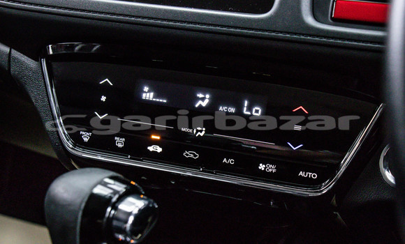 ซื้อ รถมือสอง Honda HR-V สีดำ รถยนต์ ใน %{เมือง} ใน กรุงเทพมหานคร ซื้อ รถมือสอง Honda HR-V สีดำ รถยนต์ ใน %{เมือง} ใน กรุงเทพมหานคร