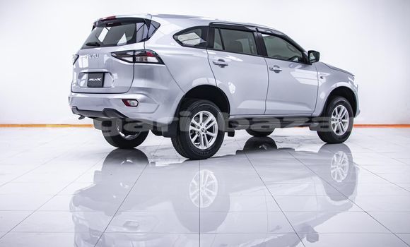 Buy Used Isuzu MU-X Other Car in Bangkok in Bangkok Buy Used Isuzu MU-X Other Car in Bangkok in Bangkok