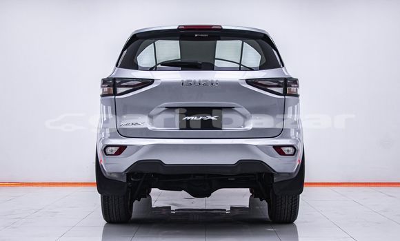 Buy Used Isuzu MU-X Other Car in Bangkok in Bangkok Buy Used Isuzu MU-X Other Car in Bangkok in Bangkok