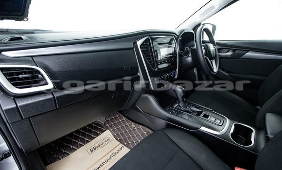 Buy Used Isuzu MU-X Other Car in Bangkok in Bangkok Buy Used Isuzu MU-X Other Car in Bangkok in Bangkok