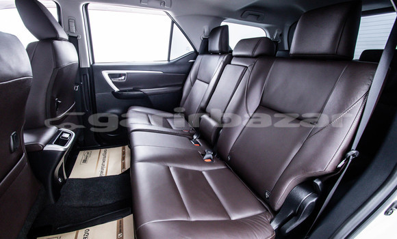 Buy Used Toyota Fortuner White Car in Bangkok in Bangkok Buy Used Toyota Fortuner White Car in Bangkok in Bangkok