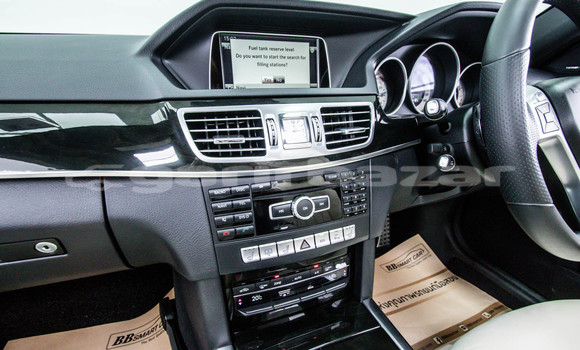 ซื้อ รถมือสอง Mercedes-Benz E-Classe สีดำ รถยนต์ ใน %{เมือง} ใน กรุงเทพมหานคร ซื้อ รถมือสอง Mercedes-Benz E-Classe สีดำ รถยนต์ ใน %{เมือง} ใน กรุงเทพมหานคร