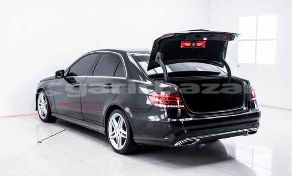 ซื้อ รถมือสอง Mercedes-Benz E-Classe สีดำ รถยนต์ ใน %{เมือง} ใน กรุงเทพมหานคร ซื้อ รถมือสอง Mercedes-Benz E-Classe สีดำ รถยนต์ ใน %{เมือง} ใน กรุงเทพมหานคร