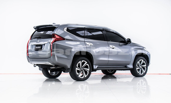 ซื้อ รถมือสอง Mitsubishi Pajero Sport อื่น ๆ รถยนต์ ใน %{เมือง} ใน กรุงเทพมหานคร ซื้อ รถมือสอง Mitsubishi Pajero Sport อื่น ๆ รถยนต์ ใน %{เมือง} ใน กรุงเทพมหานคร