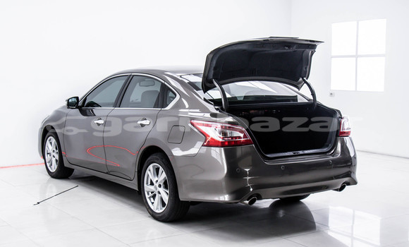 Buy Used Nissan Teana Brown Car in Bangkok in Bangkok Buy Used Nissan Teana Brown Car in Bangkok in Bangkok