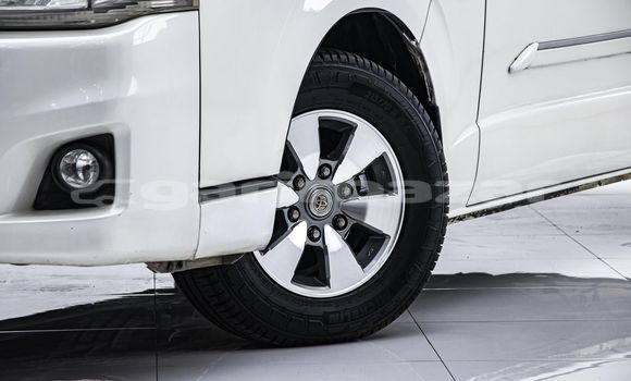 ซื้อ รถมือสอง Toyota Ventury ขาว รถยนต์ ใน %{เมือง} ใน กรุงเทพมหานคร ซื้อ รถมือสอง Toyota Ventury ขาว รถยนต์ ใน %{เมือง} ใน กรุงเทพมหานคร