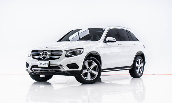 ซื้อ รถมือสอง Mercedes-Benz GLC 250D ขาว รถยนต์ ใน %{เมือง} ใน กรุงเทพมหานคร ซื้อ รถมือสอง Mercedes-Benz GLC 250D ขาว รถยนต์ ใน %{เมือง} ใน กรุงเทพมหานคร
