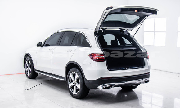 ซื้อ รถมือสอง Mercedes-Benz GLC 250D ขาว รถยนต์ ใน %{เมือง} ใน กรุงเทพมหานคร ซื้อ รถมือสอง Mercedes-Benz GLC 250D ขาว รถยนต์ ใน %{เมือง} ใน กรุงเทพมหานคร