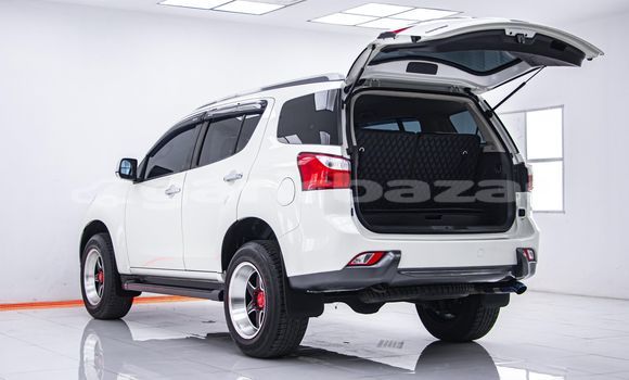 ซื้อ รถมือสอง Isuzu MU-X ขาว รถยนต์ ใน %{เมือง} ใน กรุงเทพมหานคร ซื้อ รถมือสอง Isuzu MU-X ขาว รถยนต์ ใน %{เมือง} ใน กรุงเทพมหานคร