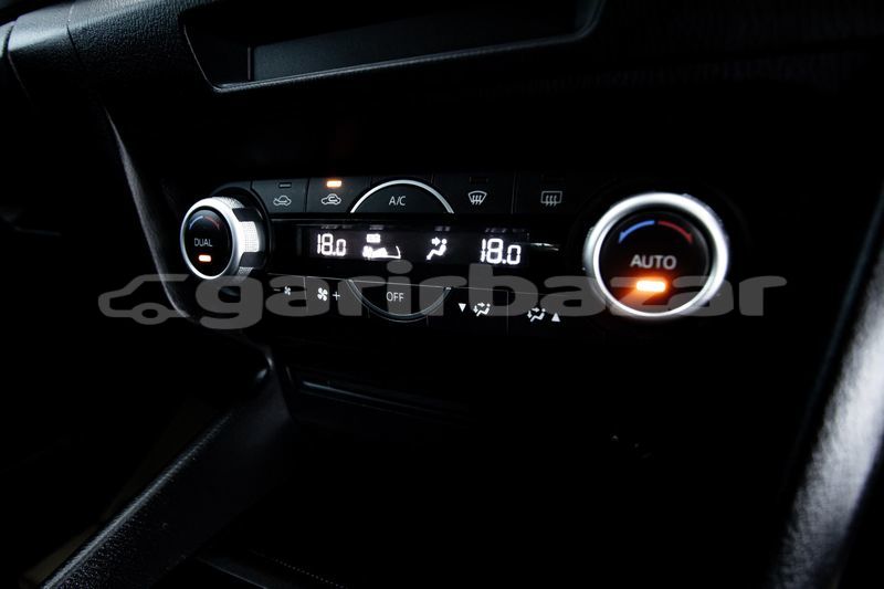 Big with watermark mazda 3 bangkok bangkok 71402