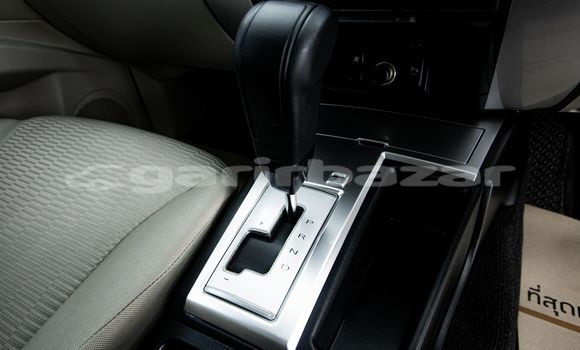 ซื้อ รถมือสอง Mitsubishi Pajero ขาว รถยนต์ ใน %{เมือง} ใน กรุงเทพมหานคร ซื้อ รถมือสอง Mitsubishi Pajero ขาว รถยนต์ ใน %{เมือง} ใน กรุงเทพมหานคร