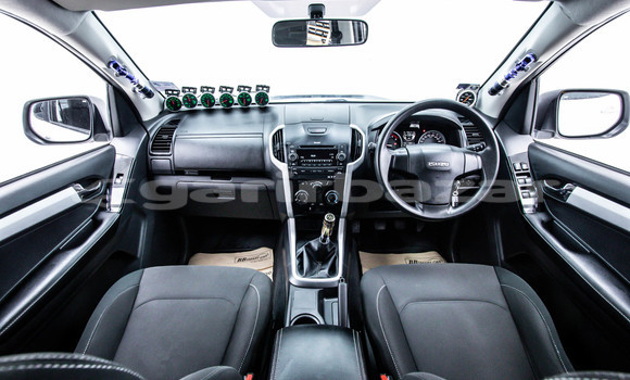 Buy Used Isuzu D-Max White Car in Bangkok in Bangkok Buy Used Isuzu D-Max White Car in Bangkok in Bangkok